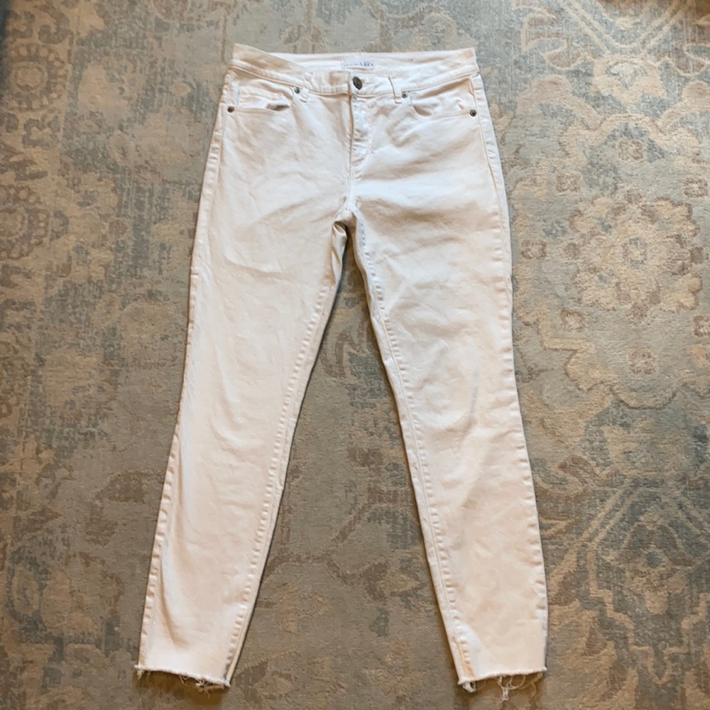 Ann Taylor Loft White Jeans size 6